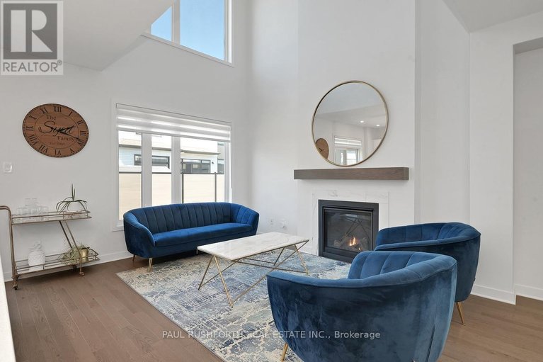 29667355/6483-renaud-road/mer-bleuebradley-estatesanderson-park/ottawa/ontario/K1W0R8_17