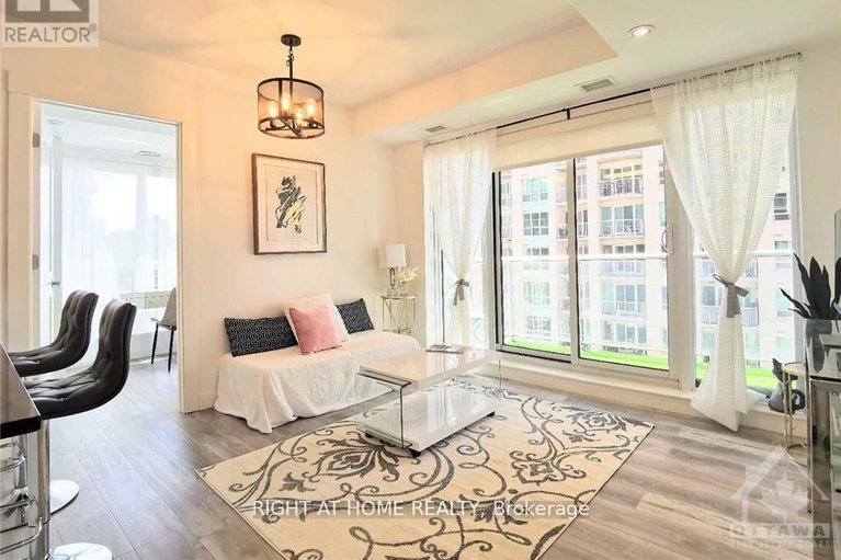 28785158/709-242-rideau-street/sandy-hill/ottawa/ontario/K1N0B7_8