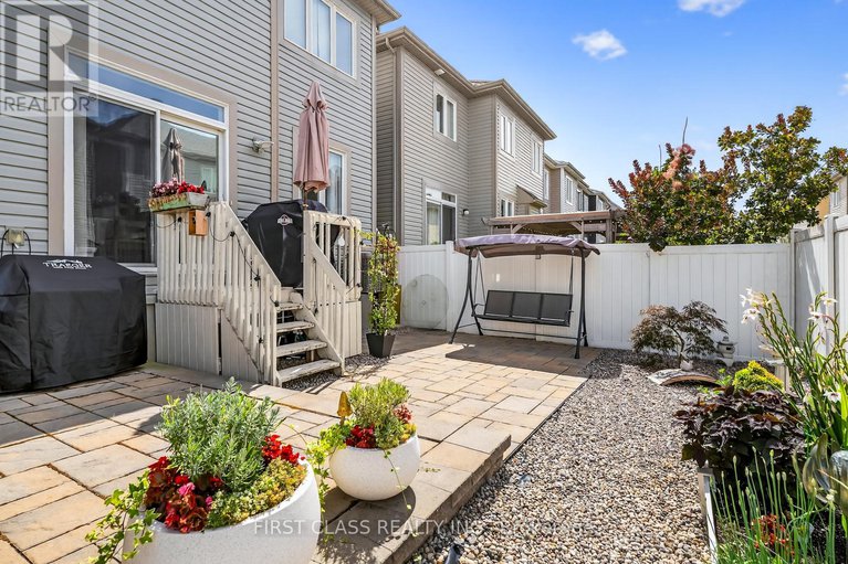 29027770/308-autumnfield-street/emerald-meadowstrailwest/ottawa/ontario/K2M0J4_31