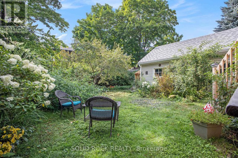 28735074/236-northwestern-avenue/ottawa-westtunneys-pasture/ottawa/ontario/K1Y0M3_29