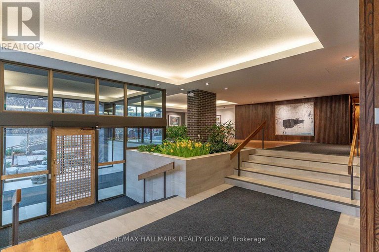 29608054/th2-300-queen-elizabeth-drive/glebe/ottawa/ontario/K1S3M6_37