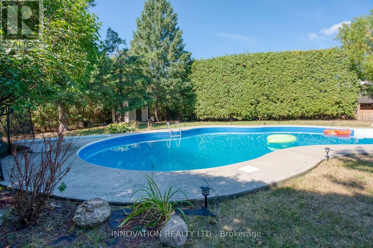 28824101/14-etta-street/stittsville-south/ottawa/ontario/K2S1X5_8