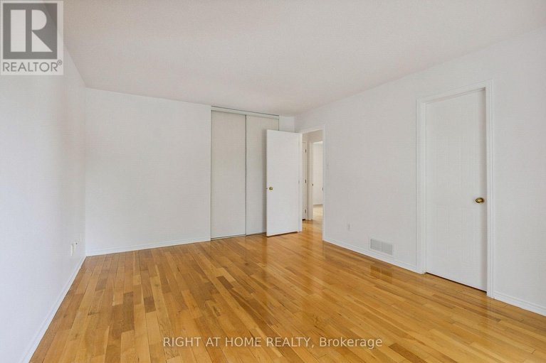 28485638/5119-lerner-way/beacon-hill-south/ottawa/ontario/K1J1B3_32
