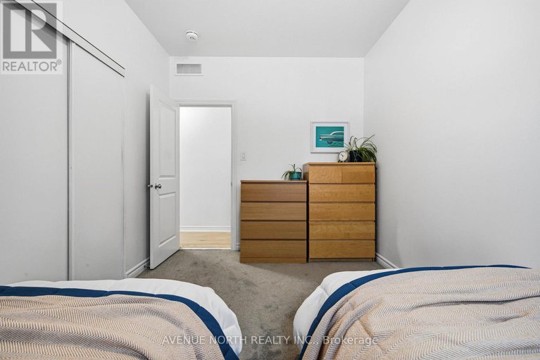 29307485/unit-j-725-dearborn-private/blossom-parkkemp-parkfindlay-creek/ottawa/ontario/K1T0W4_23