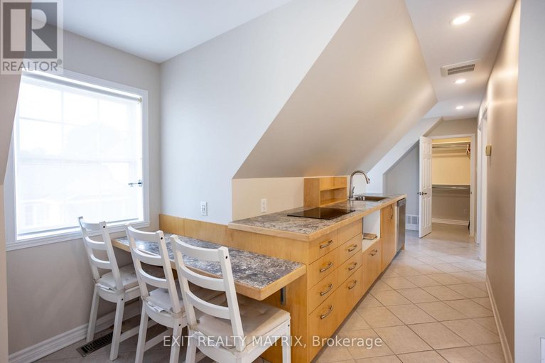 28809451/2392-8th-line-road/metcalfe/ottawa/ontario/K0A2P0_42