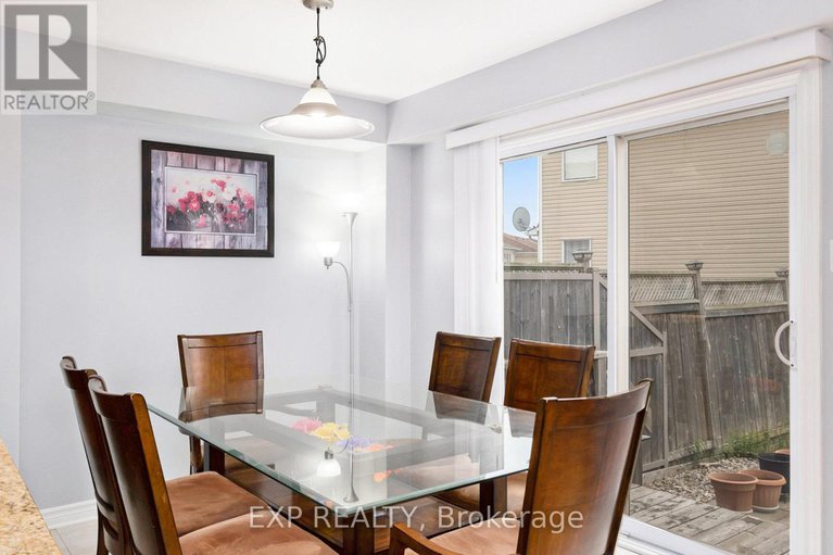 28543377/211-leamington-way/strandherd/ottawa/ontario/K2J3T4_8