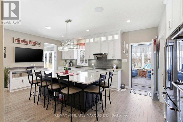 29387903/6625-sutherland-avenue/south-glengarry-charlottenburgh-twp/south-glengarry/ontario/K6H7J3_10