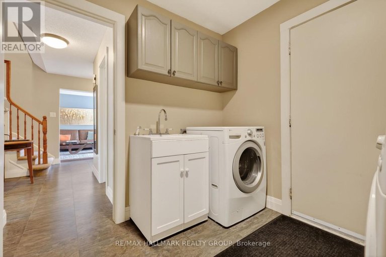 29649861/79-dossetter-way/hunt-club-park/ottawa/ontario/K1G4S7_16