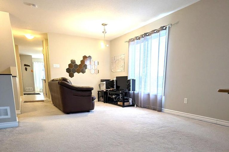 28748696/unit-b-633-chapman-mills-drive/strandherd/ottawa/ontario/K2J5T1_8