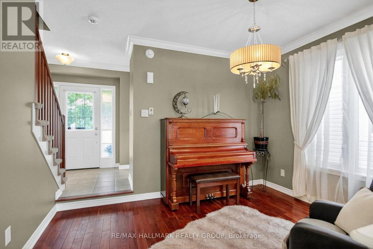 28916724/317-river-landing-avenue/half-moon-bay/ottawa/ontario/K2J3V4_8
