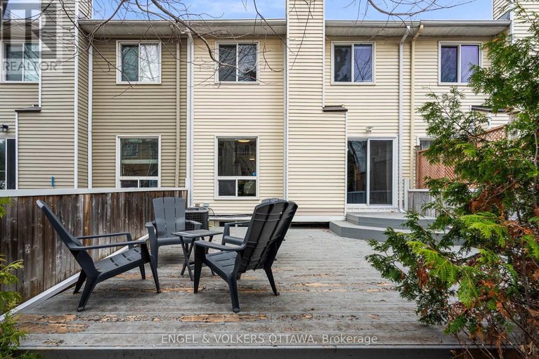 29683603/44-1152-des-forets-avenue/convent-glen-north/ottawa/ontario/K1C5K6_35