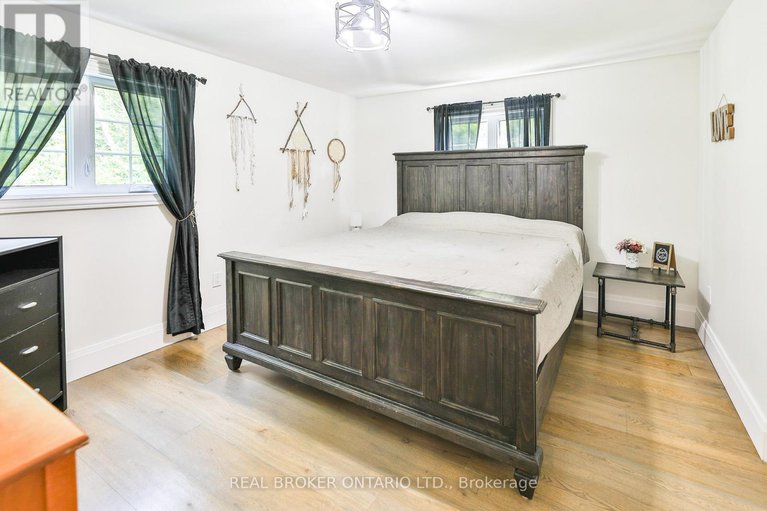 29067289/8-benjamin-lane/north-grenville-twp-kemptville-east/north-grenville/ontario/K0G1J0_14