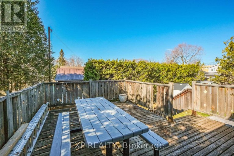 29639426/84-martin-street-n/almonte/mississippi-mills/ontario/K0A1A0_43