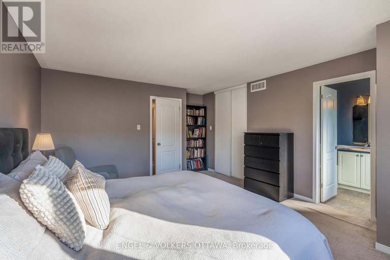 29049195/1031-capreol-street/avalon-east/ottawa/ontario/K4A4Z7_20