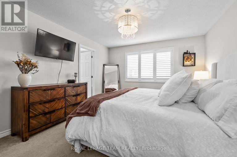 28512161/1135-apolune-street/half-moon-bay/ottawa/ontario/K2J6N8_23