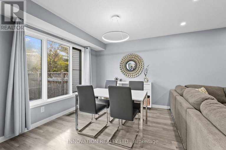 29113862/20-banchory-crescent/morgans-grantsouth-march/ottawa/ontario/K2K2V4_8