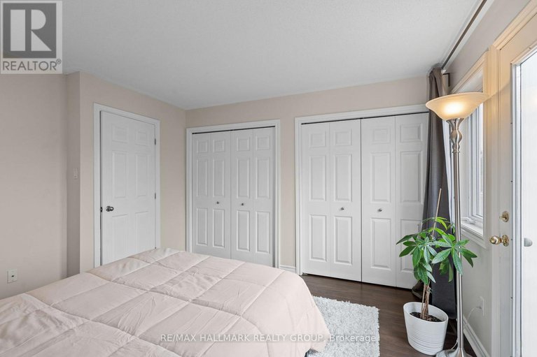 28457131/1340-guthrie-street/leslie-park/ottawa/ontario/K2H1G8_25