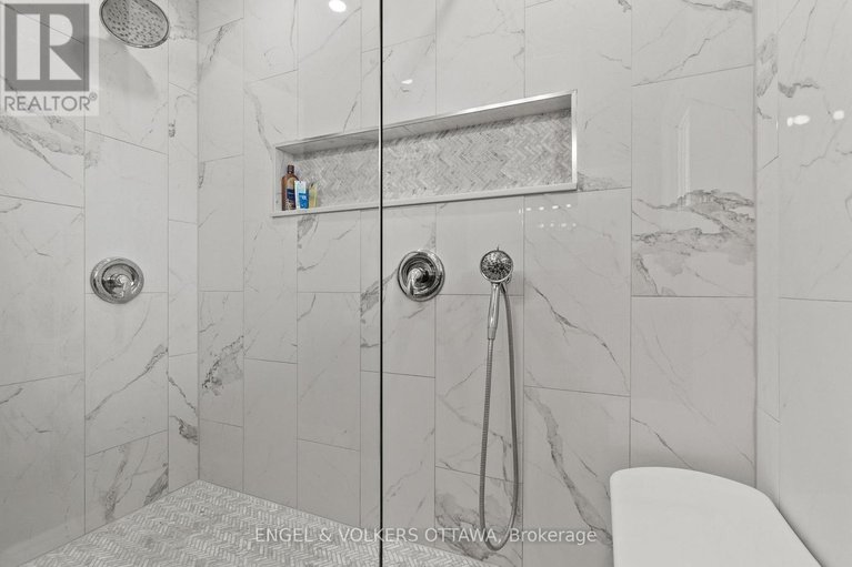 29577442/4624-albion-road/riverside-south/ottawa/ontario/K1X1A5_35