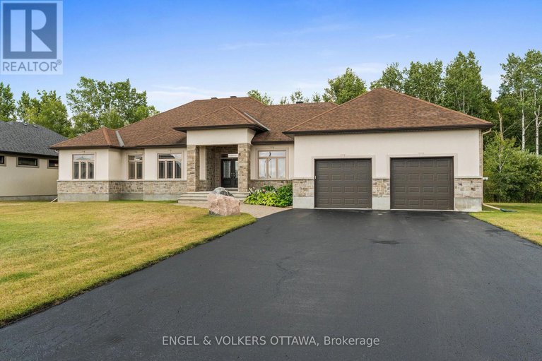 28819198/7510-village-centre-place/osgoode-twp-north-of-reg-rd-6/ottawa/ontario/K4P0C8_2