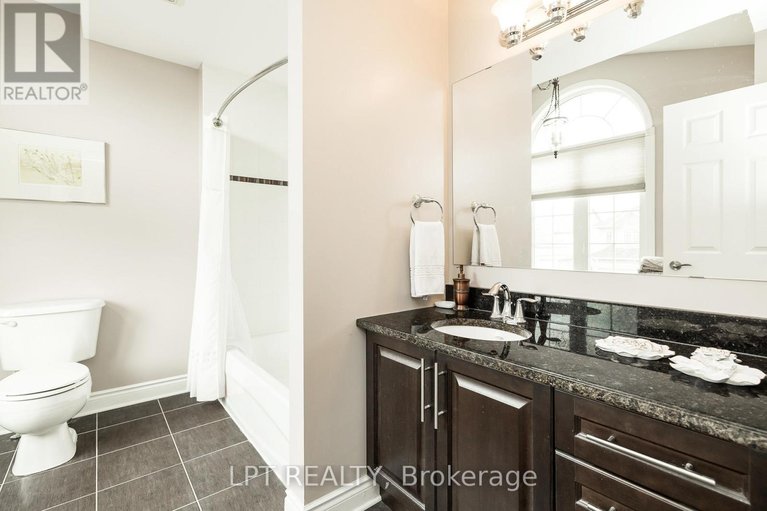 29676638/415-landswood-way/stittsville-south/ottawa/ontario/K2S0A3_29