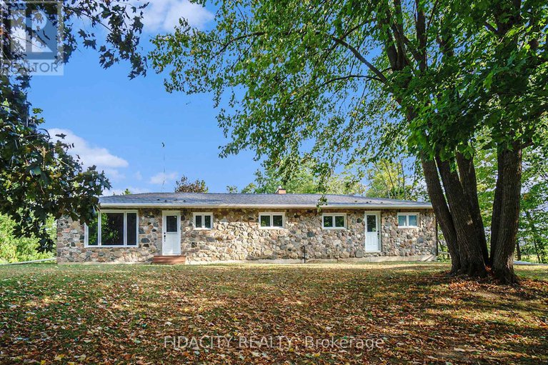 28882635/1910-beach-road/north-grenville-twp-kemptville-south/north-grenville/ontario/K0G1S0_1