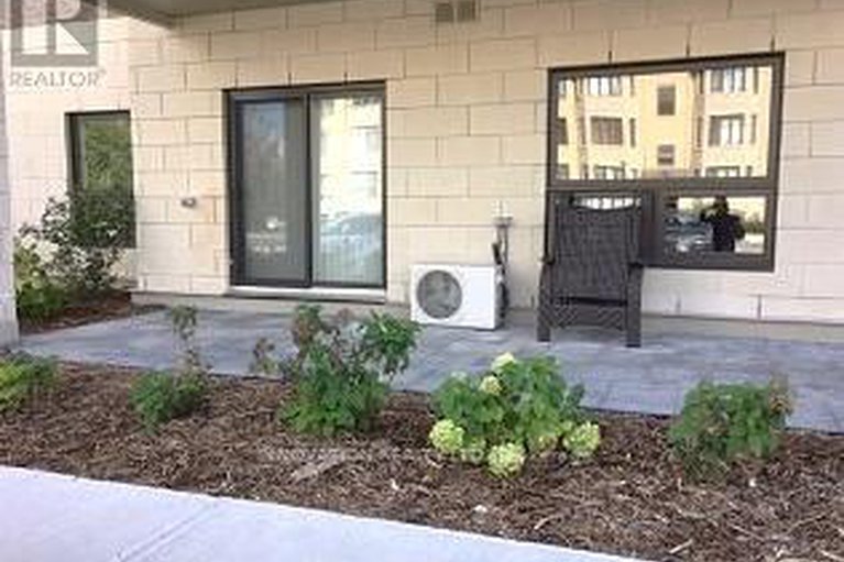28647618/116-120-prestige-circle/chatelaine-village/ottawa/ontario/K4A1B4_14