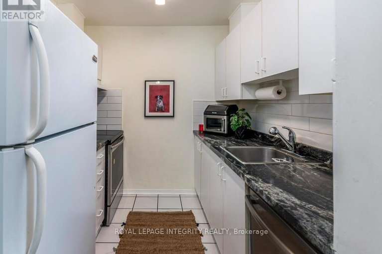 29466721/54-1316-greenbank-road/redwood-park/ottawa/ontario/K2H8X6_12