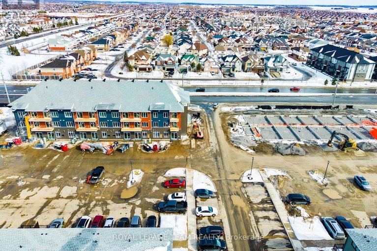 29460299/241-david-lewis-private/avalon-west/ottawa/ontario/K4A5S7_22