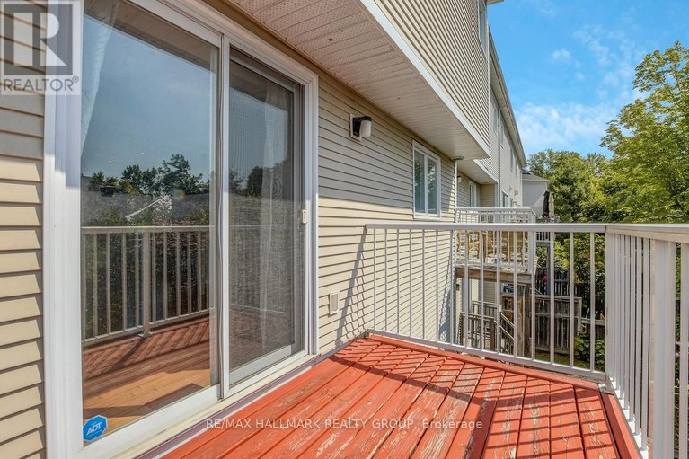 28835286/553-burleigh-private/cyrville/ottawa/ontario/K1J1J9_34