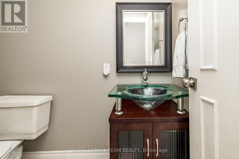 28874937/10-105-parkinson-st-street/kemptville/north-grenville/ontario/K0G1J0_20