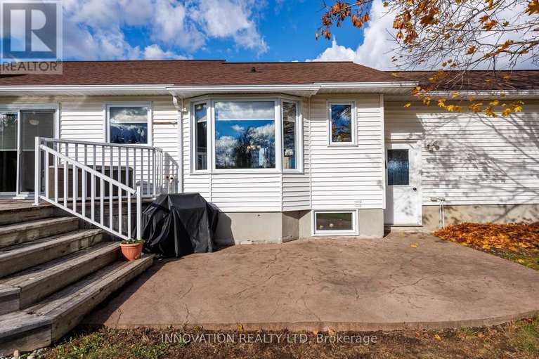 29437878/201-greystone-crescent/mississippi-mills-ramsay-twp/mississippi-mills/ontario/K0A1A0_33