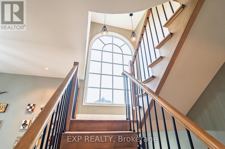 28485158/1466-rhea-place/cedardale/ottawa/ontario/K1V1H1_20