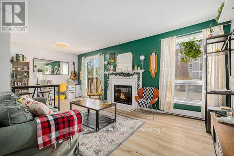 28321254/4-300-fenerty-court/katimavik/ottawa/ontario/K2L3A8_5