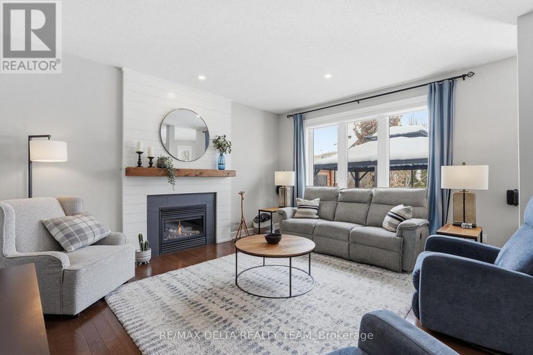 29374830/2224-merlot-way/springridgeeast-village/ottawa/ontario/K4A4S2_13