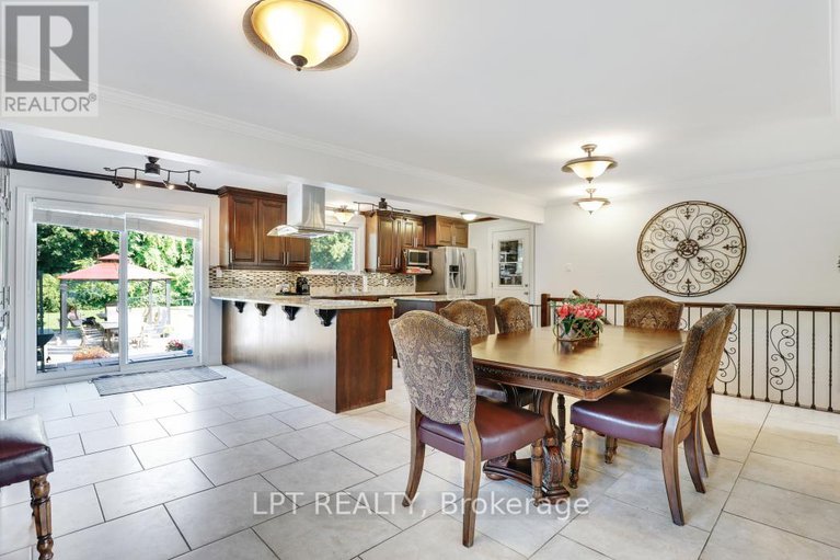 28174687/1773-st-barbara-street/blossom-parkleitrim/ottawa/ontario/K1T1M3_12