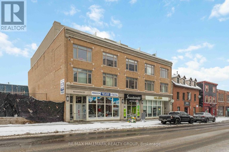29358156/15-202-st-patrick-street/lower-townbyward-market/ottawa/ontario/K1N5K3_18