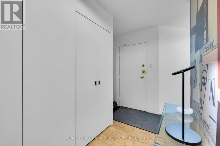 29467528/203-40-arthur-street/west-centre-town/ottawa/ontario/K1R7T5_34