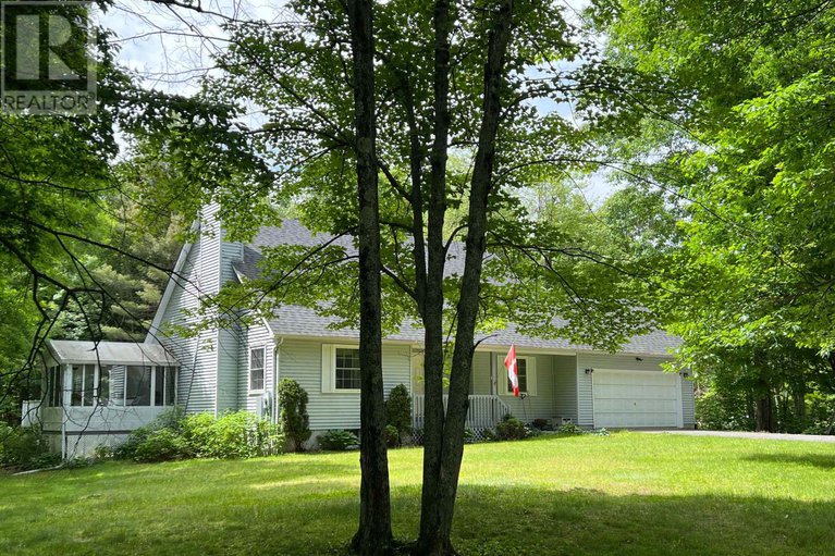 28549907/249-bracken-avenue/drummondnorth-elmsley-north-elmsley-twp/drummondnorth-elmsley/ontario/K7A4S4_2