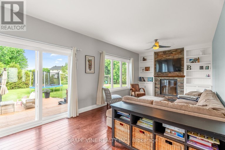 28463417/8055-craig-farm-drive/metcalfe/ottawa/ontario/K0A2P0_14