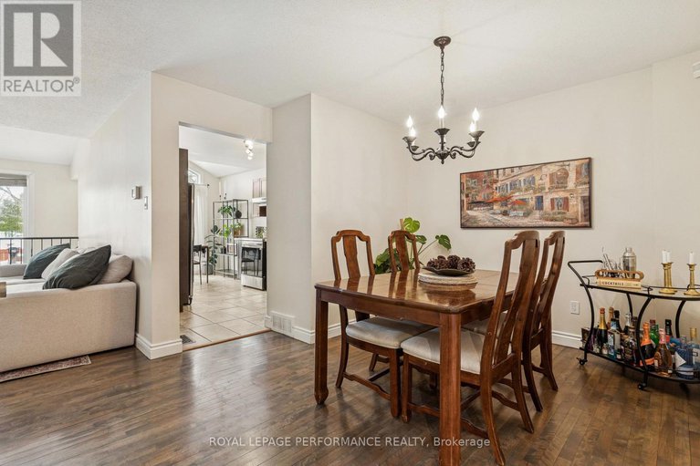 29354265/172-claiborne-way/queenswood-heights-south/ottawa/ontario/K1E3V1_7