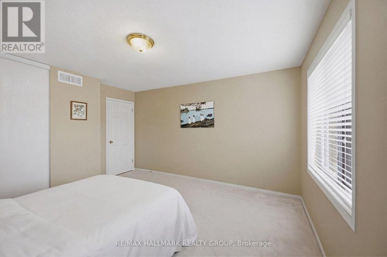 29599648/747-larcastle-circle/avalon-east/ottawa/ontario/K4A4Z2_41