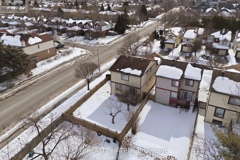 29434401/57-rosegarden-crescent/hunt-club-parkgreenboro/ottawa/ontario/K1T3A9_33