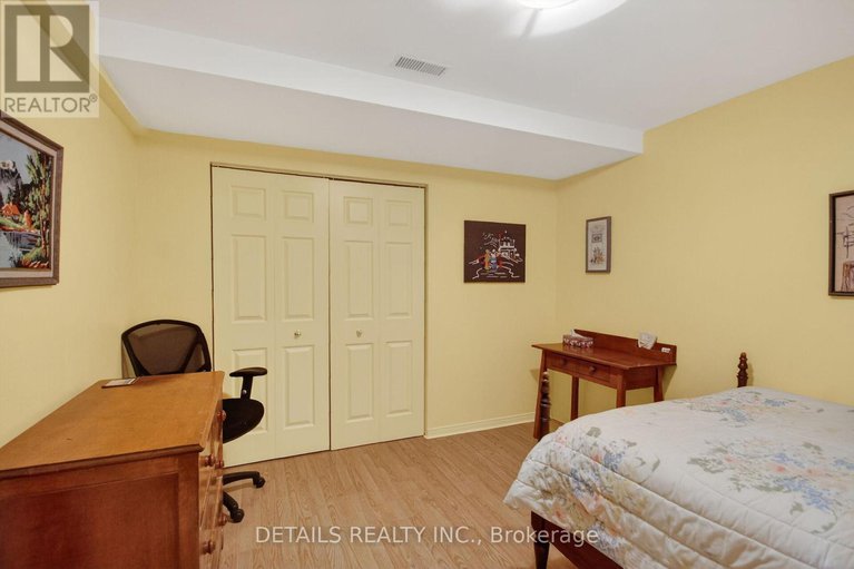 29410733/6105-lariviere-crescent/orleans-village/ottawa/ontario/K1W1C6_39