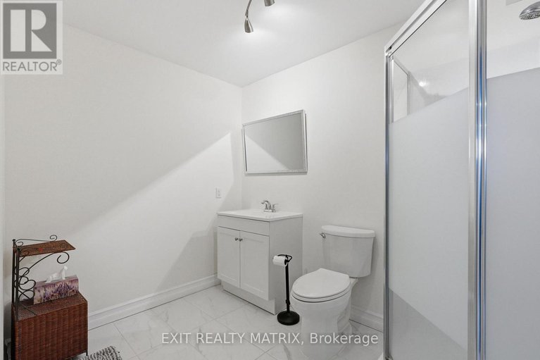 29438112/388-quartz-avenue/town-of-rockland/clarence-rockland/ontario/K4K0C7_25