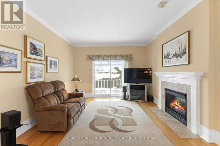 29210046/2202-nature-trail-crescent/orleans-village/ottawa/ontario/K1W1E6_18