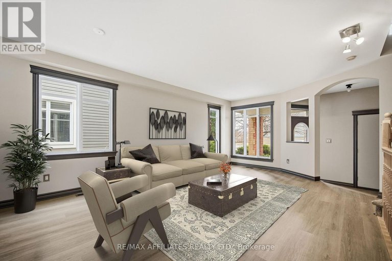 29125287/137-hearst-way/katimavik/ottawa/ontario/K2L4G5_8