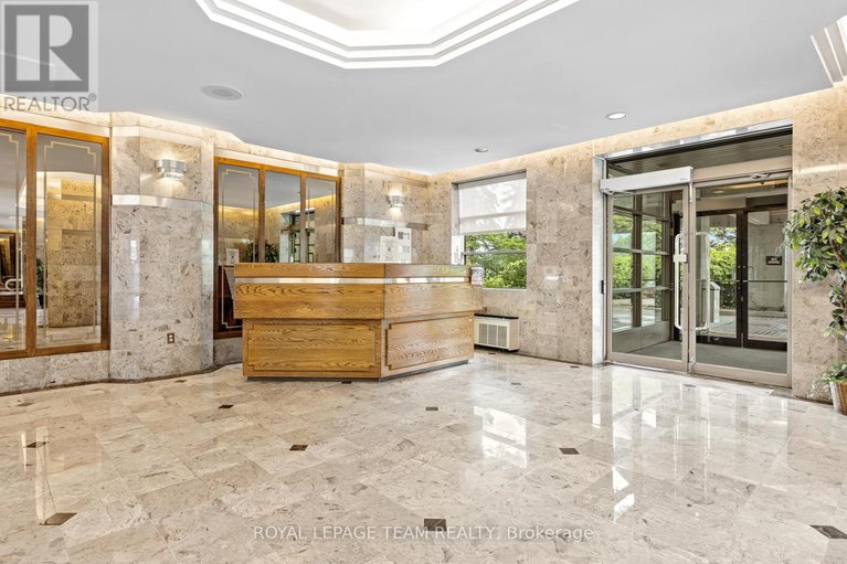 28484089/1111-2759-carousel-crescent/emerald-woodssawmill-creek/ottawa/ontario/K1T2N5_3