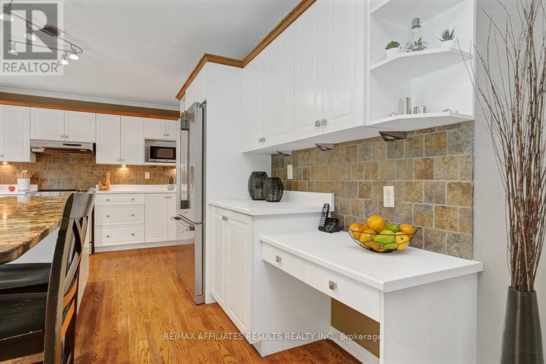 28999165/35-crantham-crescent/stittsville-central/ottawa/ontario/K2S1R2_15