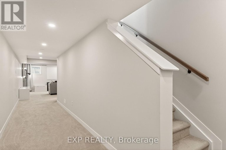 29683862/909-lesage-way/orleans-village/ottawa/ontario/K1W0M8_32