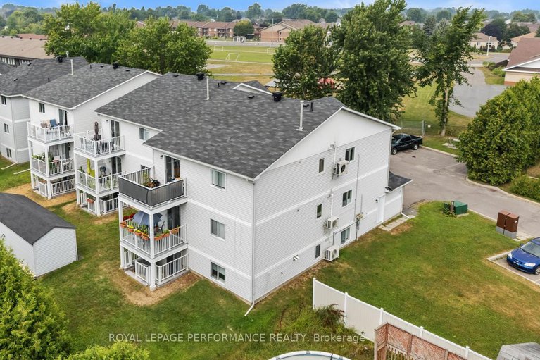 28779924/1c-75-lapointe-boulevard/embrun/russell/ontario/K0A1W0_7